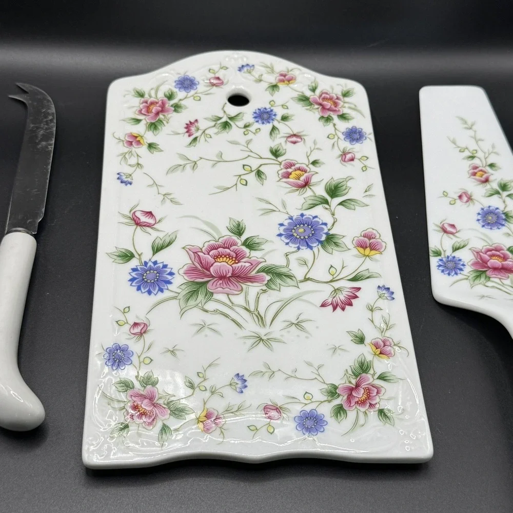 Andrea By Sadek cheeseboard matching